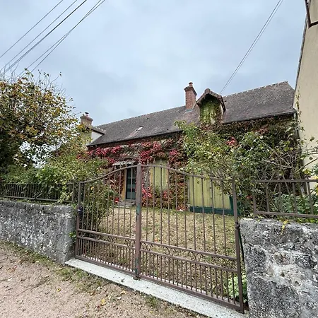 Paisible 8 Pers Avec Jardin Proche Parc Le Pal - Fr-1-489-613 * Diou (Allier)